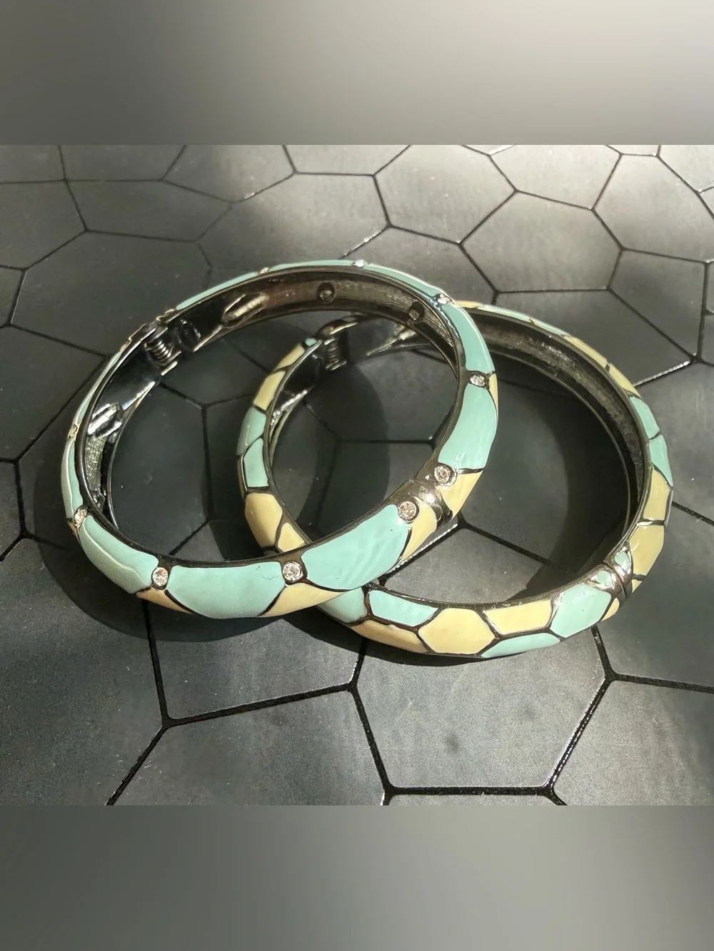 Joan Rivers Classic Collection 1990s Vintage Hinged Enamel Bangle Bracelets 2